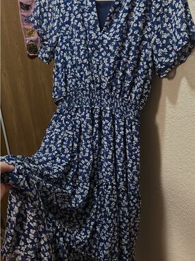 Melrose and Market Navy Blue Floral Maxi Dress with Smocked Waist